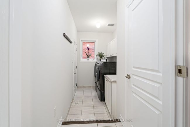 121 Upper Canada Crt, House other with 4 bedrooms, 4 bathrooms and 4 parking in Georgetown ON | Image 23