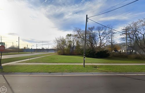 2500 Lapeer Rd, Port Huron, MI, 48060-7351 | Card Image