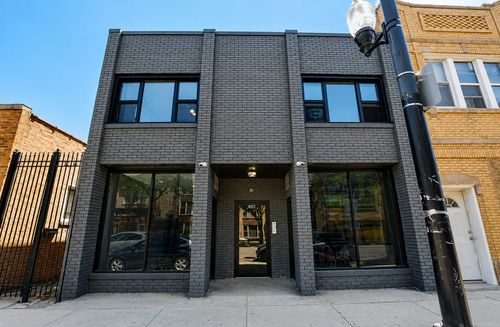 2441 N Laramie Ave, Chicago, IL, 60639-4343 | Card Image