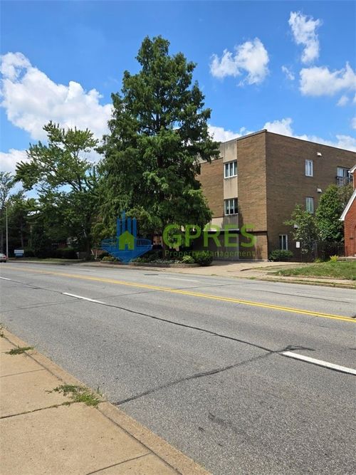 105-5425 5th Ave, Shadyside, PA, 15232 | Card Image