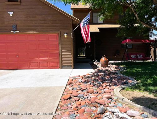 2203 Ute Ave, Rifle, CO, 81650-3807 | Card Image