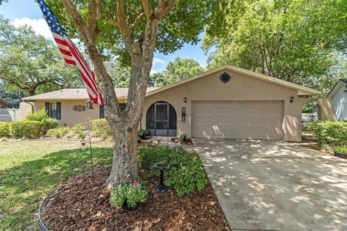 610 Cypress Ct, SAINT CLOUD, FL, 34769-1647 | Card Image