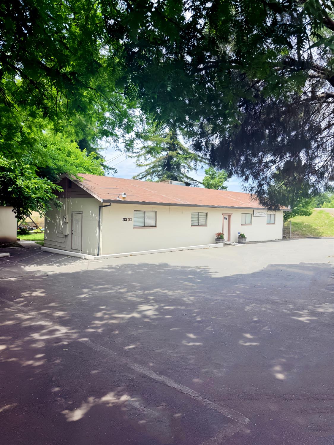 Residential Income in Sacramento 3