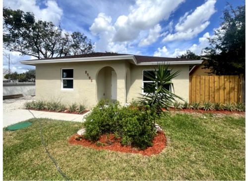 2747 Summit Blvd, West Palm Beach, FL, 33406-4230 | Card Image