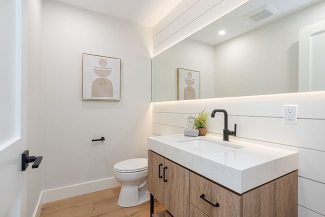 10 Stimpson St, House other with 5 bedrooms, 7 bathrooms and 4 parking in Middletown RI | Image 35
