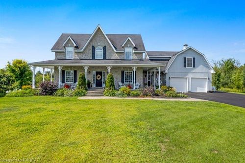 899 Oak Creek Rd, Carp, ON, K0A1L0 | Card Image