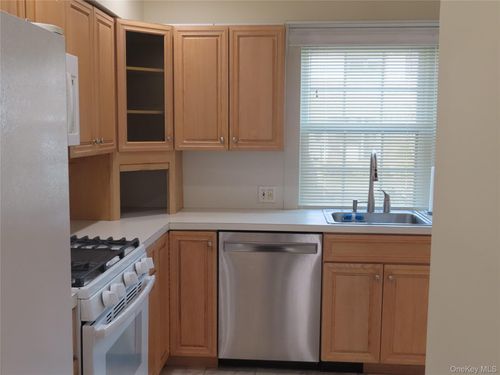 458-458 Mariners Way, Copiague, NY, 11726-5114 | Card Image