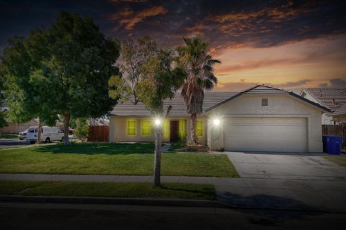 1423 Chamberlain Avenue, Los Banos, CA, 93635 | Card Image