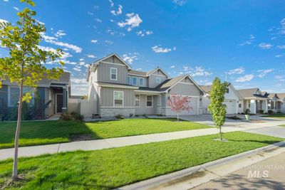 5721 W Riva Capri St, House other with 3 bedrooms, 3 bathrooms and 3 parking in Meridian ID | Image 2