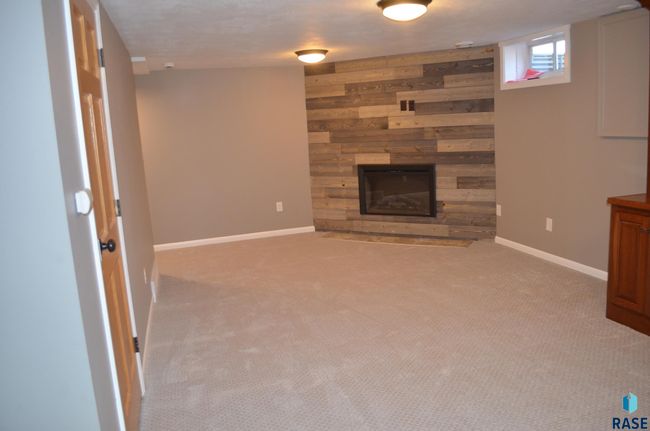 912 S Cloudas Ave, House other with 5 bedrooms, 2 bathrooms and null parking in Sioux Falls SD | Image 16