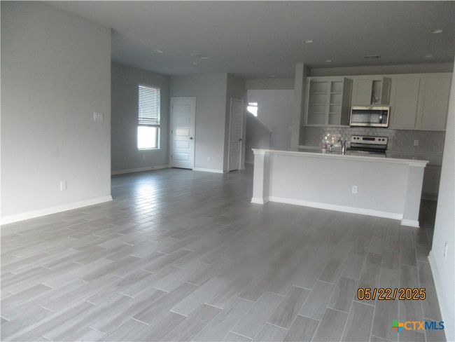 Living room View 1 | Image 4
