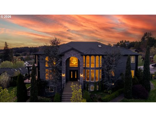 9223 Se 139th Ave, Happy Valley, OR, 97086-5742 | Card Image