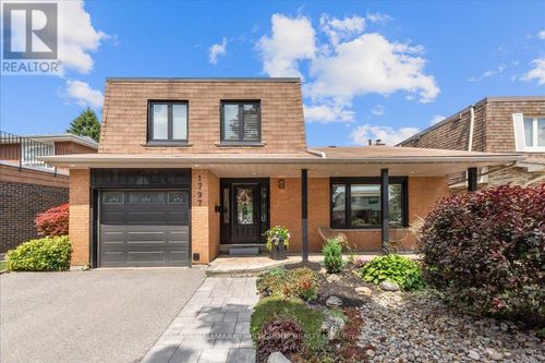 1797 Storrington St, Pickering, ON, L1V2X2 | Card Image