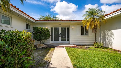 15340 Sw 85th Ave, Palmetto Bay, FL, 33157-0900 | Card Image