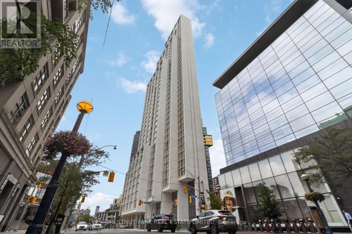 1402-1315 Bay St, Toronto, ON, M5R0E4 | Card Image