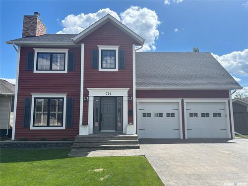 724 St Andrews Drive, Swift Current, SK, S9H1L1 | Card Image