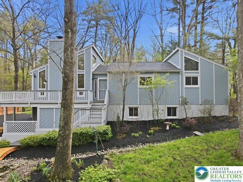 1238 Glenbrook Rd, Bartonsville, PA, 18321-7705 | Card Image