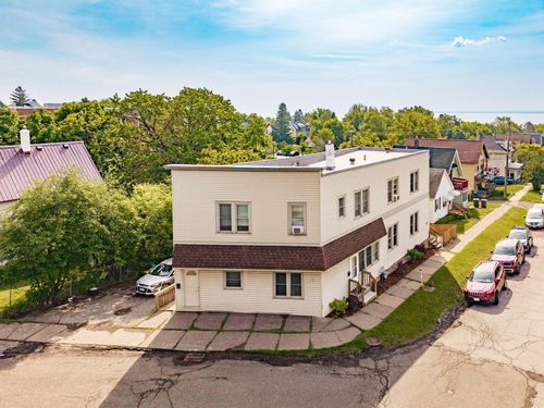 702 E 11th St, Duluth, MN, 55805-1455 | Card Image