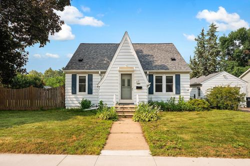 319 Annapolis St E, West Saint Paul, MN, 55118-5007 | Card Image