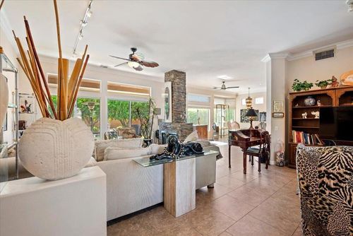 78561 Autumn Ln, Palm Desert, CA, 92211-1418 | Card Image