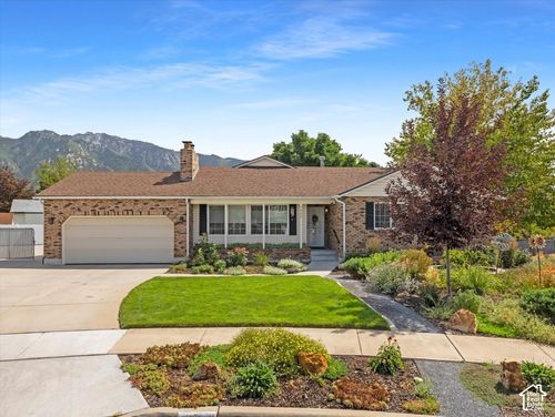 1622 E Royal Oak Cir, Sandy, UT, 84092-3745 | Card Image