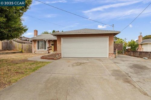 2715 Killarney Dr, San Pablo, CA, 94806-1614 | Card Image