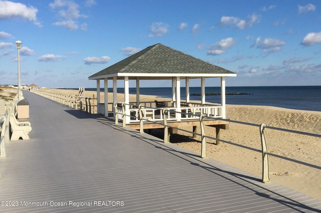 416 Salem Ave, House other with 3 bedrooms, 2 bathrooms and null parking in Spring Lake NJ | Image 16