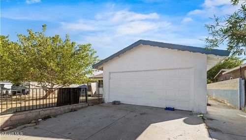 38466 Sumac Ave, Palmdale, CA, 93550-4529 | Card Image