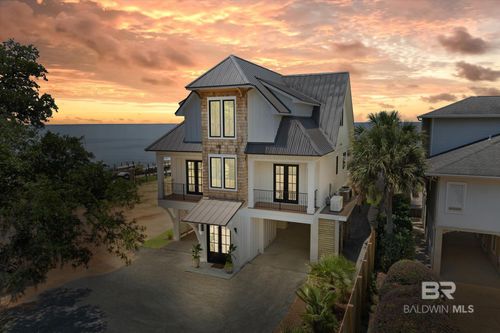 3 Pier Ave, Fairhope, AL, 36532-1210 | Card Image