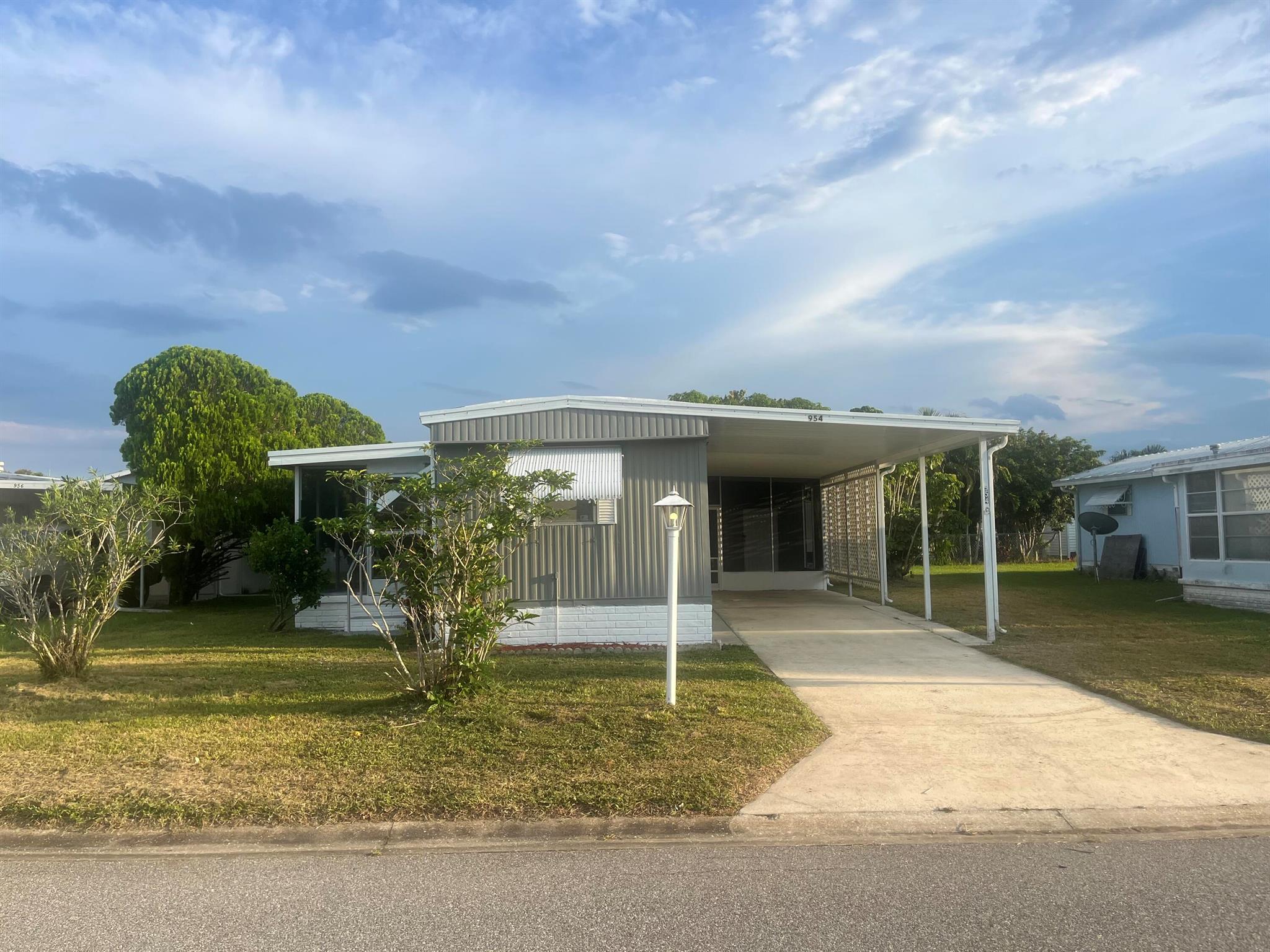 Cashew Cir, Sebastian, FL 32976