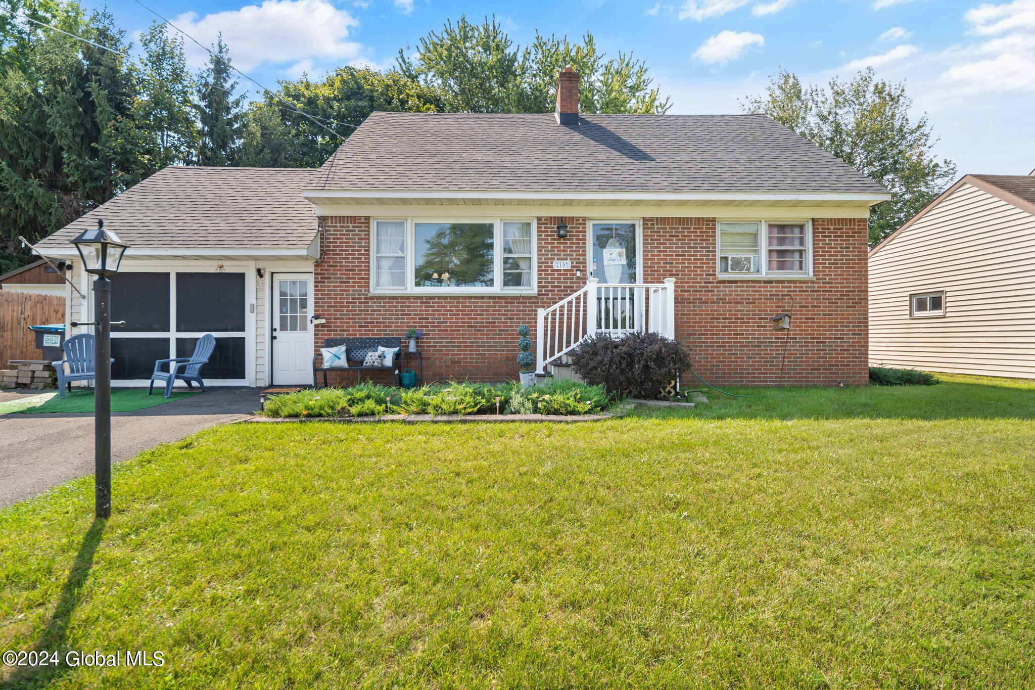 Nahant St, Schenectady, NY 12306