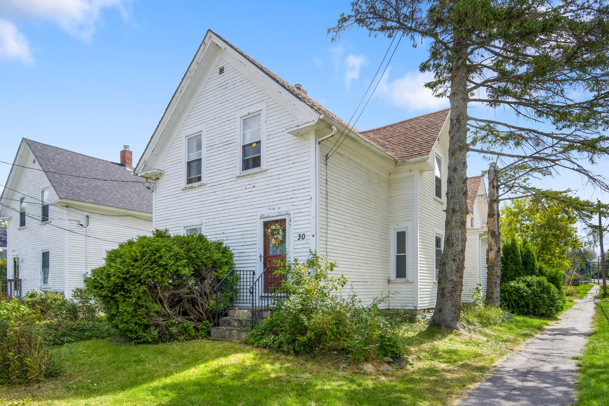 Prentiss St, Old Town, ME 04468