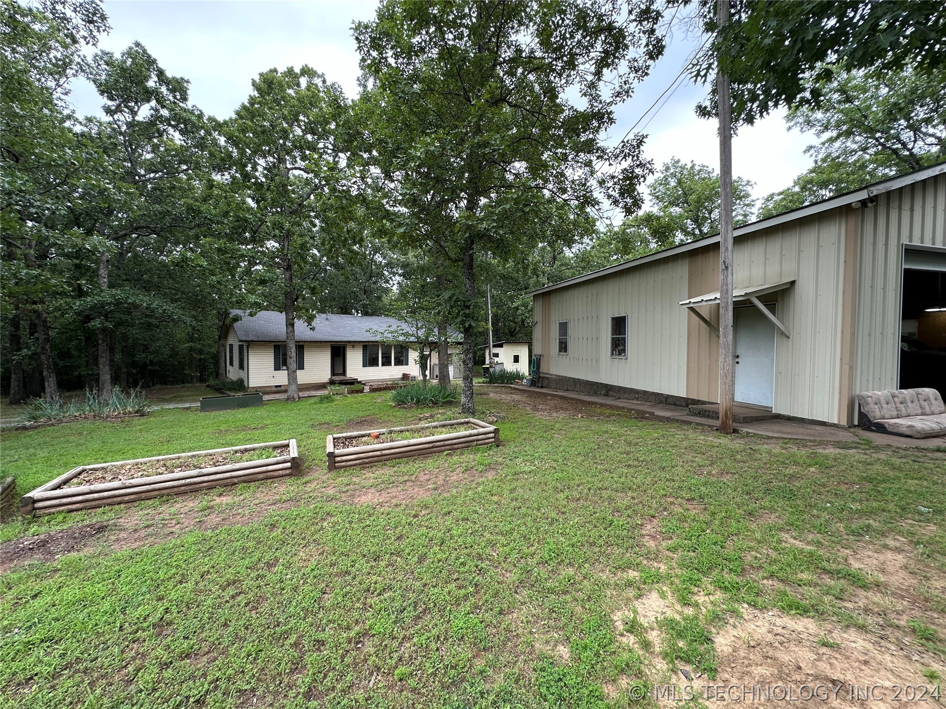 Leaning Tree Rd, Fort Gibson, OK 74434