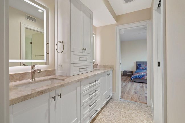 APT-2110 - 2816 Se Dune Dr, Condo with 2 bedrooms, 4 bathrooms and null parking in Stuart FL | Image 26