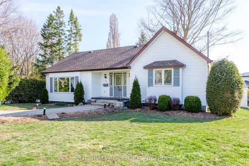 71 High Street, Clarington, ON, L1C3B2 | Card Image
