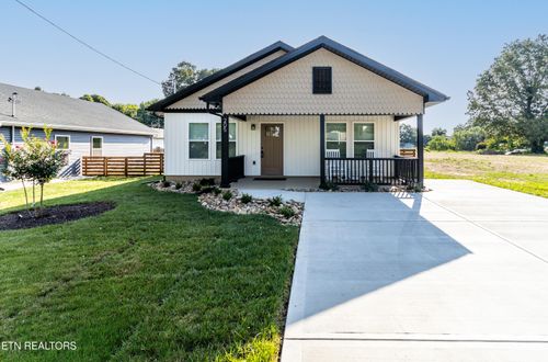 205 Kingwood Rd, Knoxville, TN, 37918-3074 | Card Image