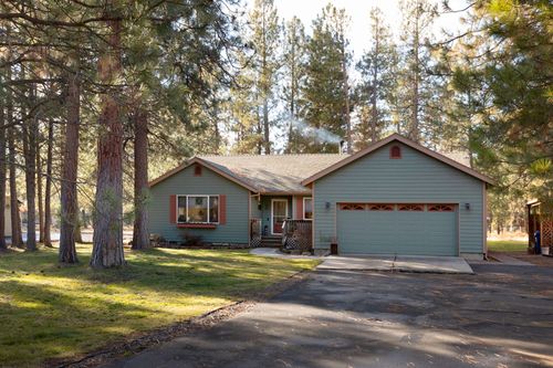 69341 Silver, Sisters, OR, 97759 | Card Image