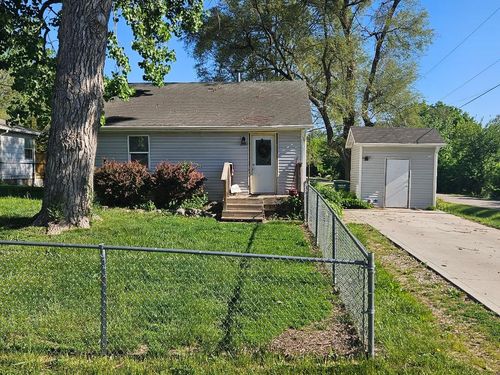 2690 Ne 44th Avenue, Des Moines, IA, 50317 | Card Image