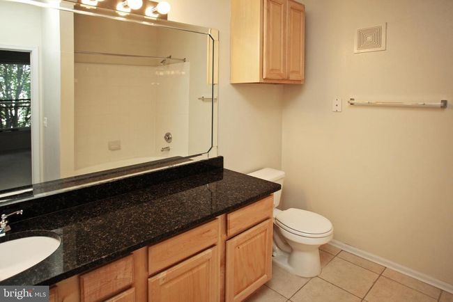 UNIT-2303 - 1600 Spring Gate Dr, Condo with 3 bedrooms, 2 bathrooms and null parking in MCLEAN VA | Image 15