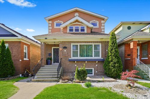 5151 Fletcher St, Chicago, IL, 60641-5050 | Card Image