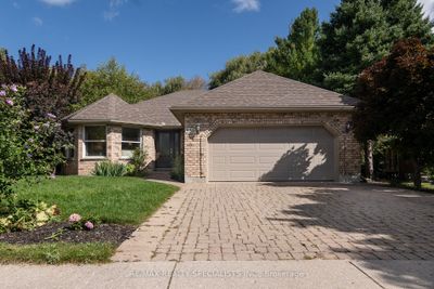 538 Hallmark Dr, House other with 3 bedrooms, 2 bathrooms and 4 parking in Waterloo ON | Image 2