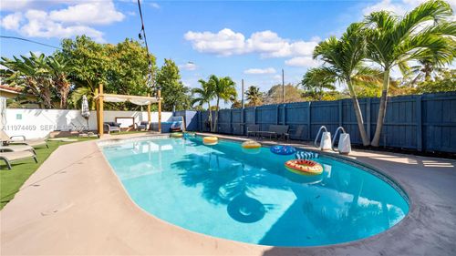 1300 Nw 7th Ave, Fort Lauderdale, FL, 33311-6060 | Card Image