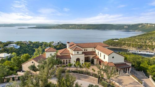 12600 Lyndon Dr, Austin, TX, 78732-1836 | Card Image