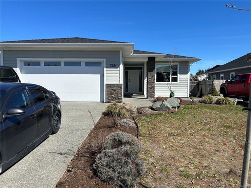 708 Sitka St, Campbell River, BC, V9W2C3 | Card Image