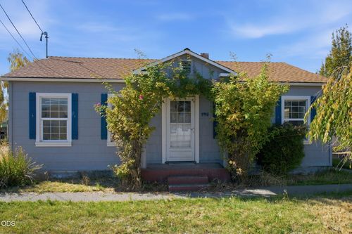195 S Main St, Prineville, OR, 97754-2744 | Card Image