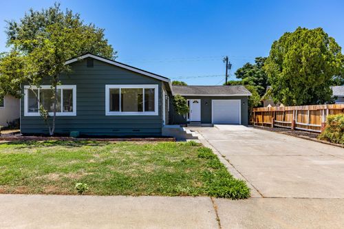 808 Helen Way, Woodland, CA, 95776 | Card Image