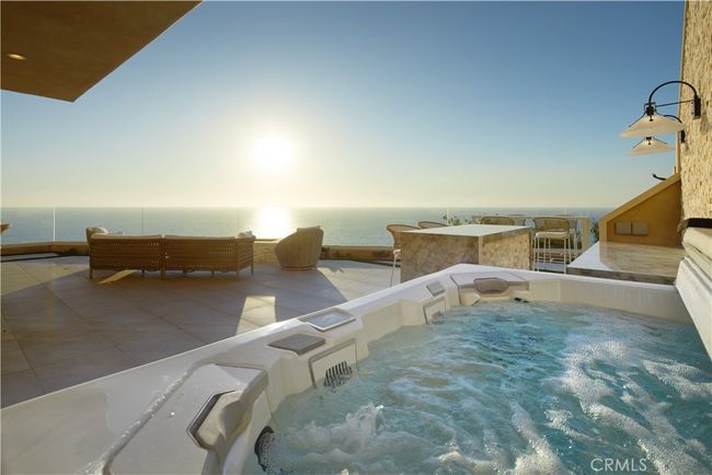 B - 34385 Dana Strand Rd, Condo with 3 bedrooms, 4 bathrooms and 7 parking in Dana Point CA | Image 27