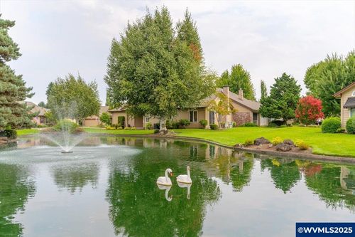 894 Crenshaw Loop N, Keizer, OR, 97303-7466 | Card Image