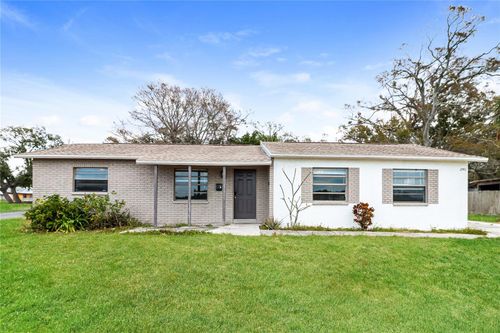 2740 38th St S, ST PETERSBURG, FL, 33711-3722 | Card Image