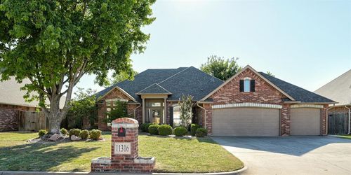 11316 Gateshead Dr, Oklahoma City, OK, 73170-3255 | Card Image
